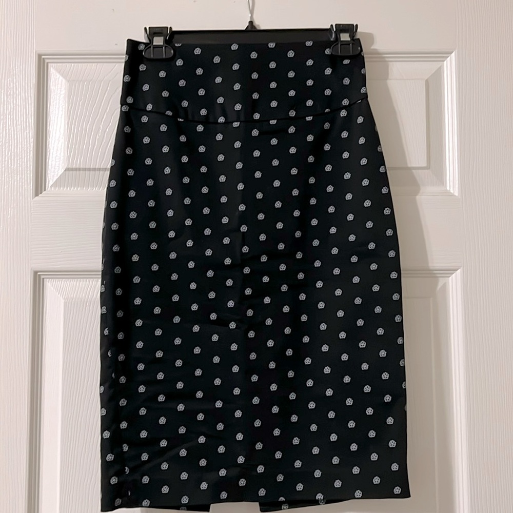 Express Workwear: Pencil Skirt